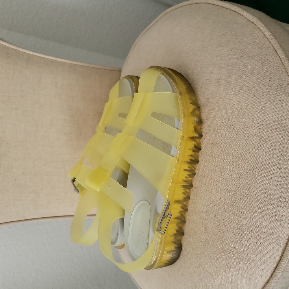 Sandals - Picture 2 of 5